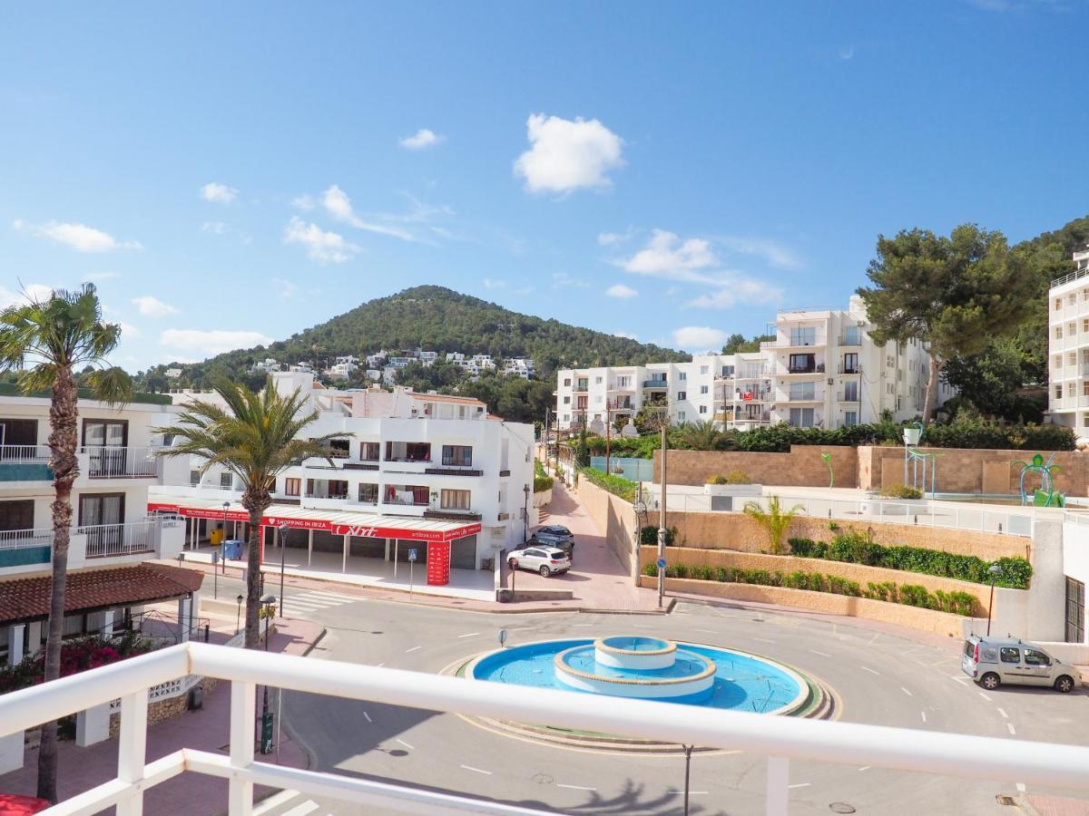 Apartamentos Cala Llonga กาลายองกา ภายนอก รูปภาพ