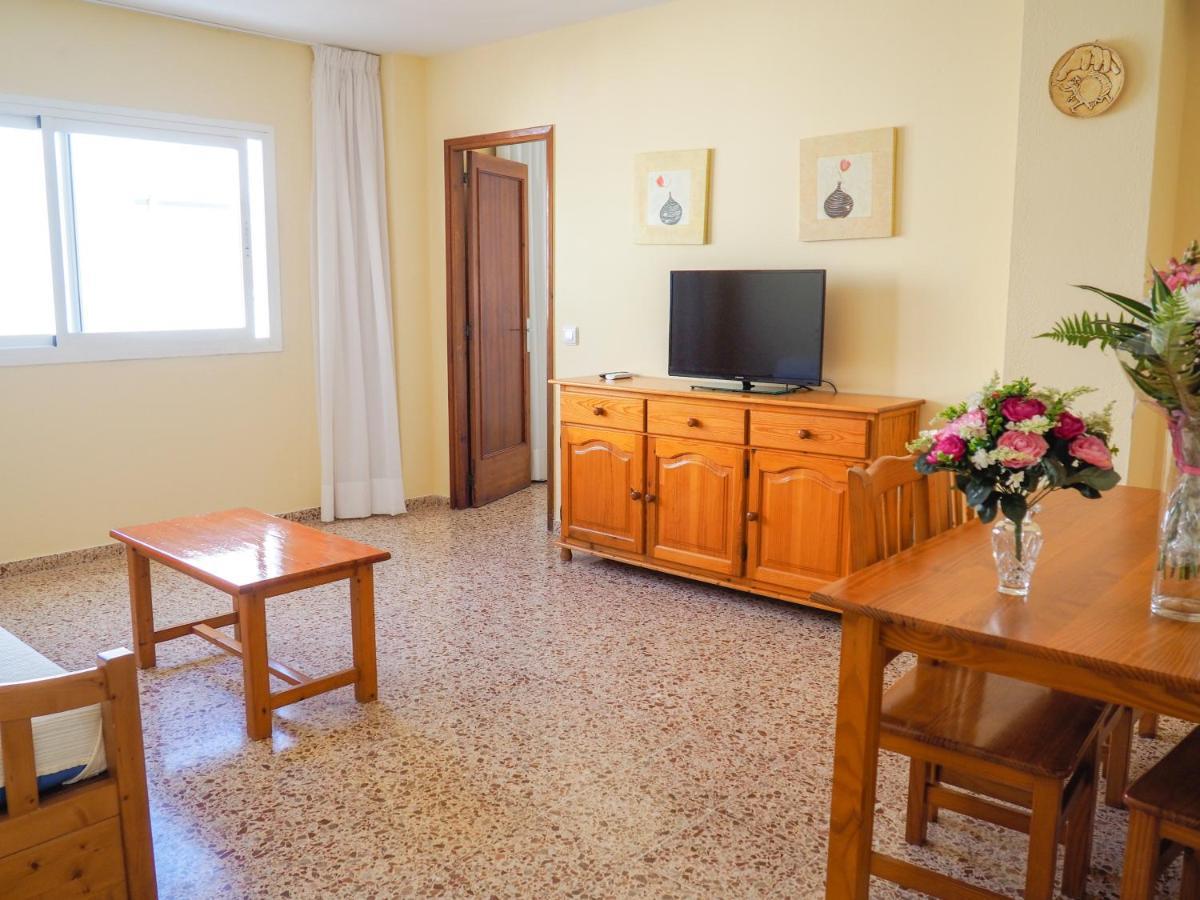 Apartamentos Cala Llonga กาลายองกา ภายนอก รูปภาพ