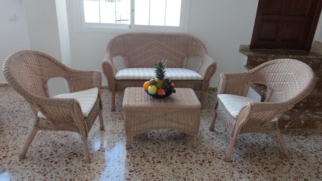 Apartamentos Cala Llonga กาลายองกา ภายนอก รูปภาพ